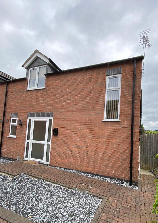 Hygge Homes - Modern 1 Bed House Lincoln Exterior photo